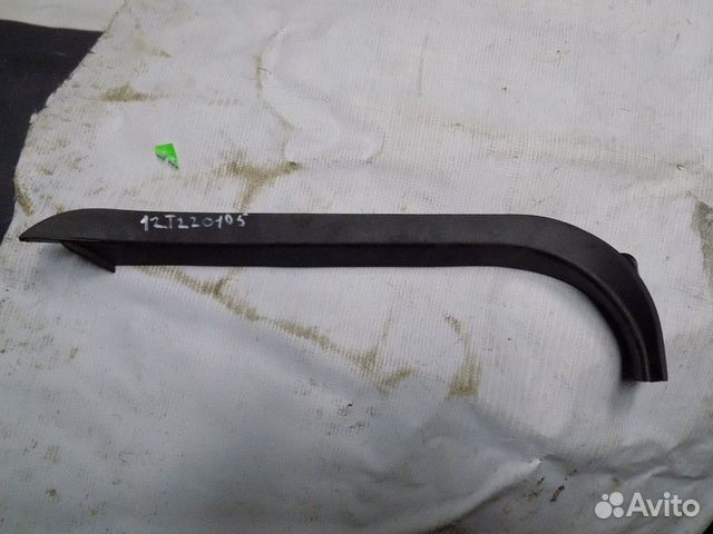 Накладка (кузов внутри) Focus III 2011