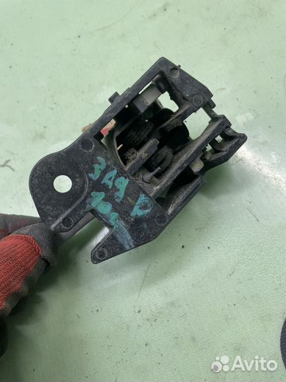 Ручка двери правая toyota corolla e15 150