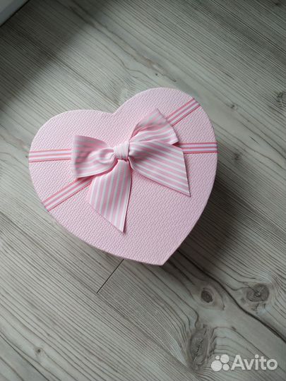 Подарочные коробки