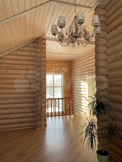 Дом 180 м² на участке 12 сот.