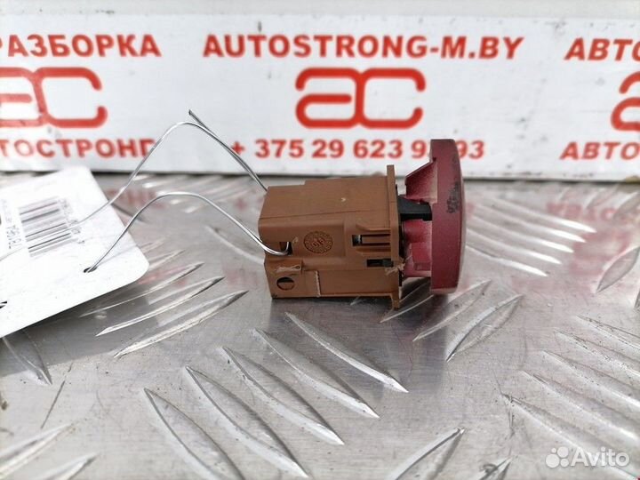 Кнопка аварийной сигнализации Peugeot 807 2006