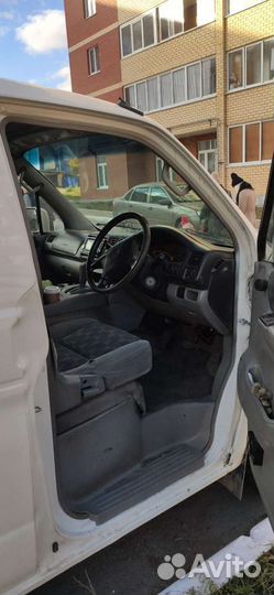 Mazda Bongo Friendee 2.5 AT, 1999, 300 000 км