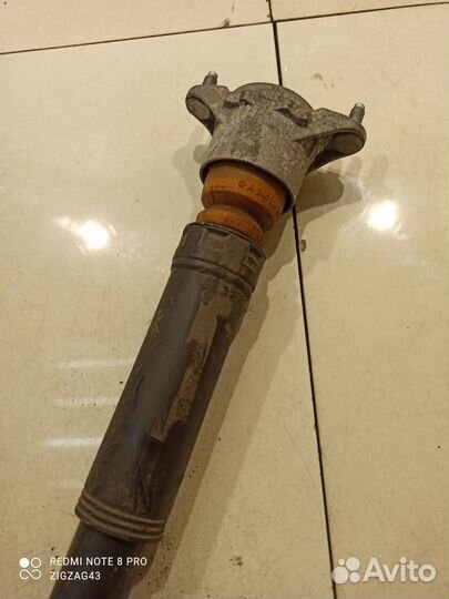 Амортизатор подвески(задний правый)