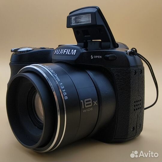 Цифровой фотоаппарат Fujifilm FinePix S2500HD