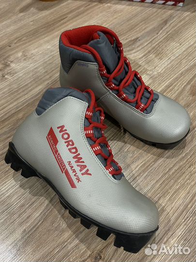 Лыжные ботинки 34 размер