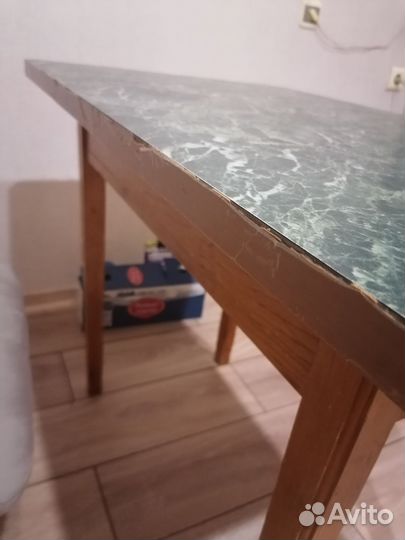 Кухонный стол бу