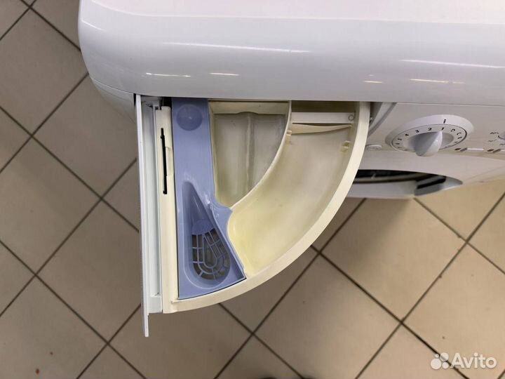 Стиральная машина Hotpoint Ariston 5кг