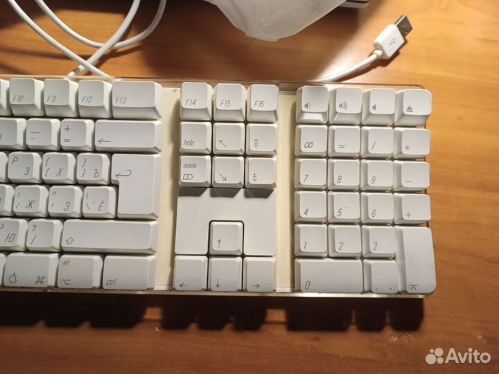 Клавиатура механическая Apple A1048