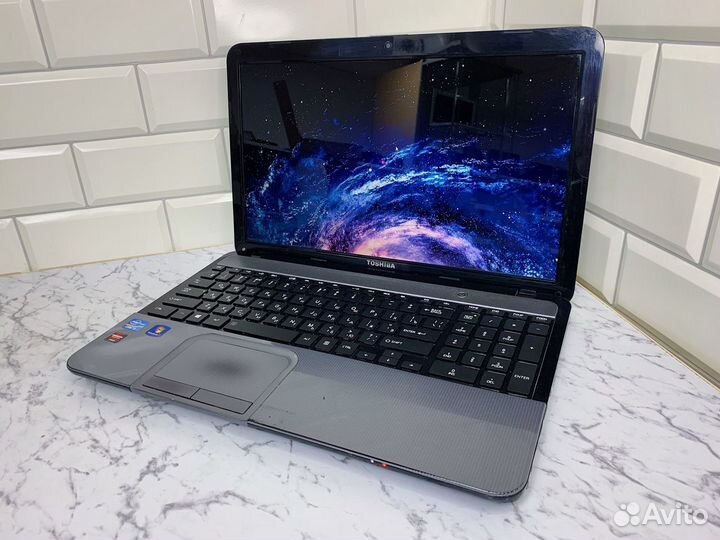 Ноутбуки в ассортименте