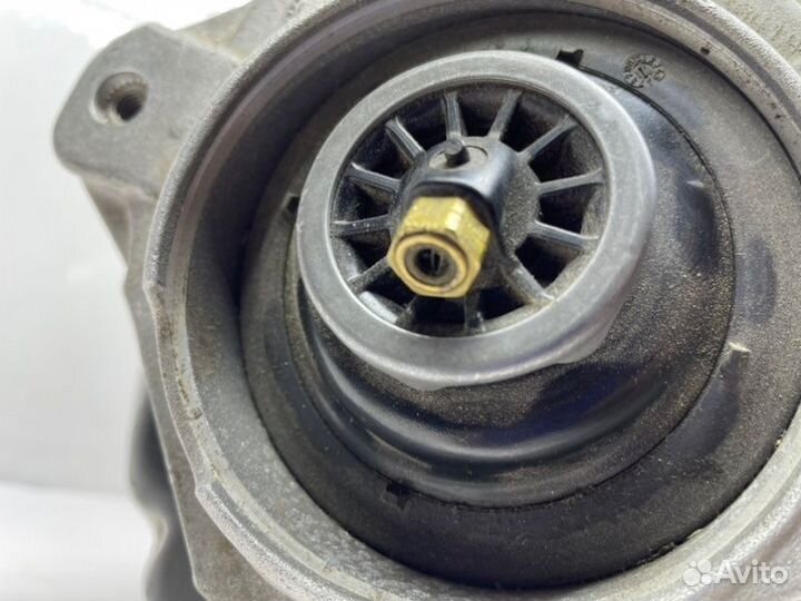 Амортизатор передний правый Mercedes-Benz E W212