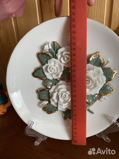 Тарелка декоративная, панно, фарфор