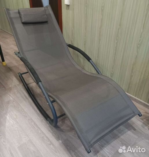 Шезлонг