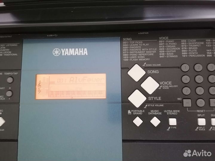 Синтезатор Yamaha psr e333 + самоучитель для игры