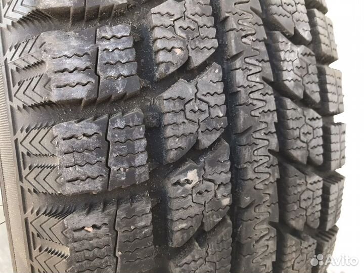Toyo Observe GSi-5 225/65 R17