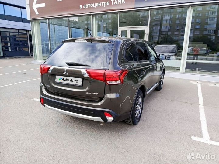 Mitsubishi Outlander 2.0 CVT, 2016, 212 873 км