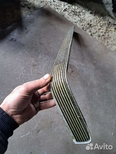 Планка заднего фонаря левый Mercedes W140