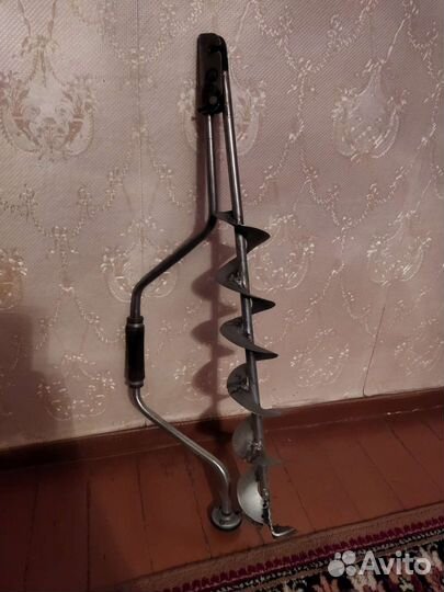 Ледобур титановый