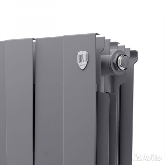 Радиатор Royal Thermo PianoForte 200 /Silver Satin