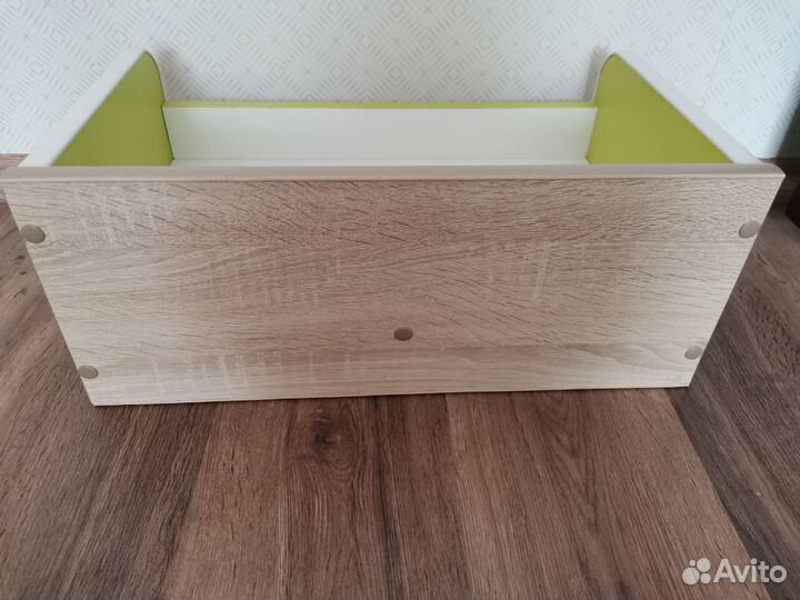 Диванчик для куклы