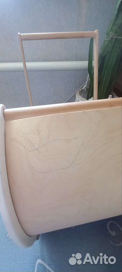 Коляска деревянная