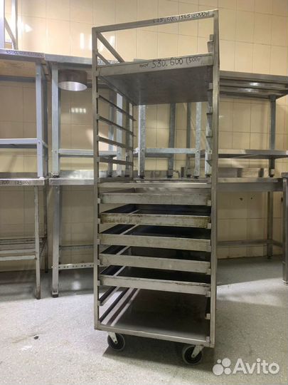 Шпильки, тележки для подносов и протвеней