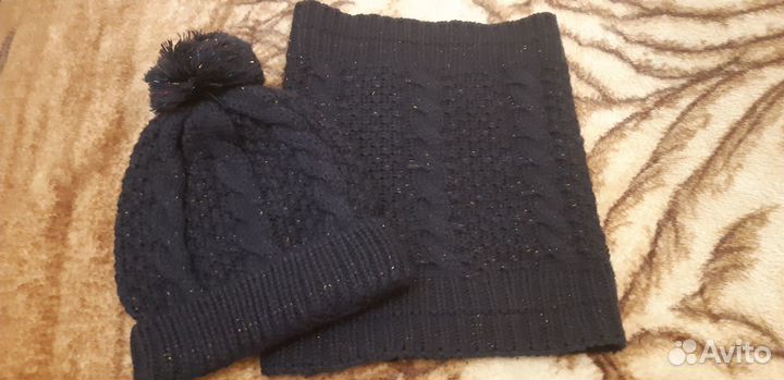 Зимняя шапка и шарф для девочки