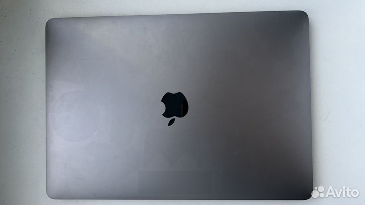 Apple macbook pro 13 8/256 (2018)