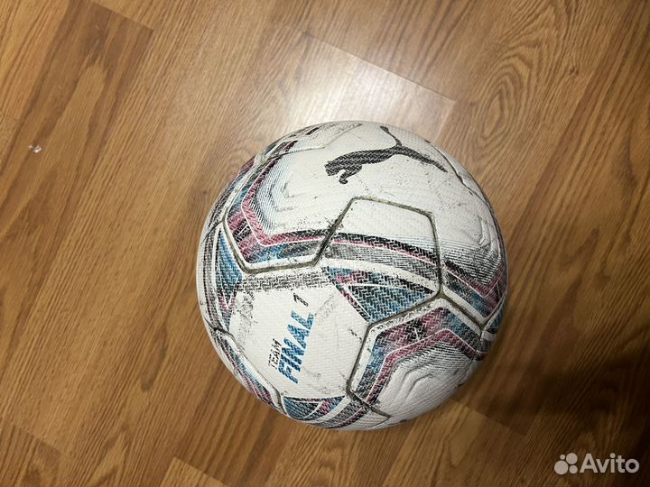 Футбольный мяч puma