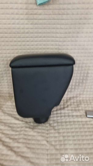 Подлокотник на hyundai solaris 2