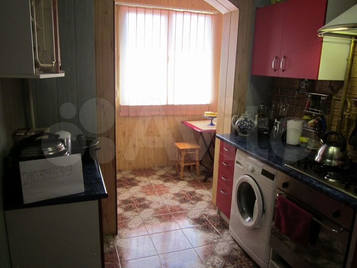 Дом 32 м² на участке 1 сот.