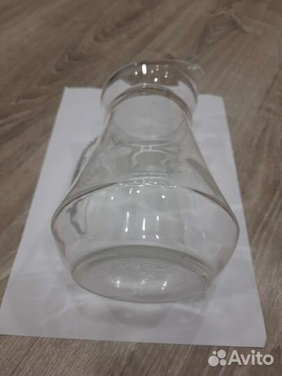 Стеклянный графин