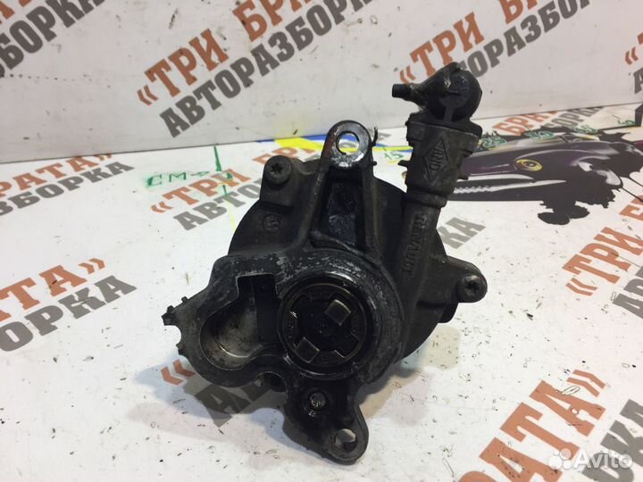 Рено Трафик Насос вакуумный