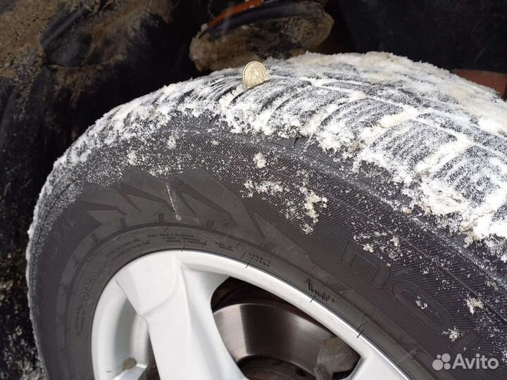 Nokian Tyres Nordman 7 SUV 215/65 R16