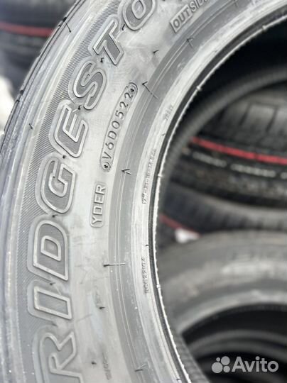 Bridgestone Dueler H/T 843 215/60 R17 96H