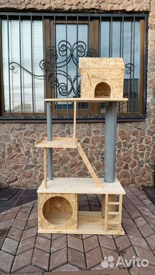 Домик для кошки с когтеточкой