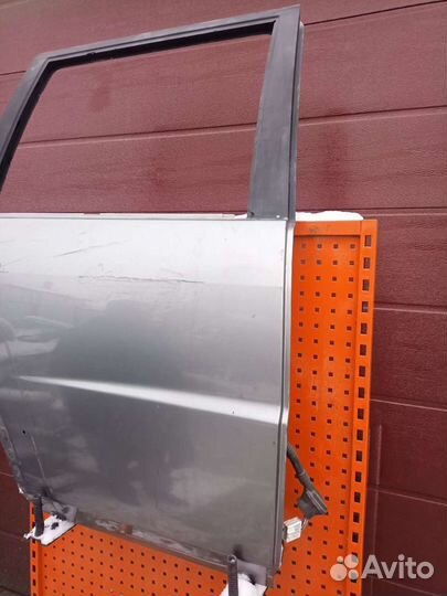 Дверь задняя Nissan Patrol рестайлинг