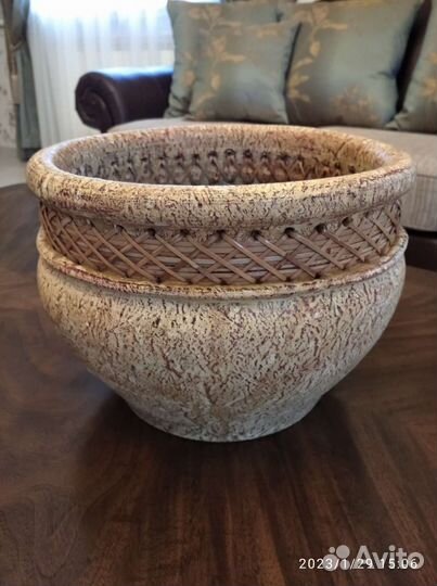 Горшок для цветов напольный