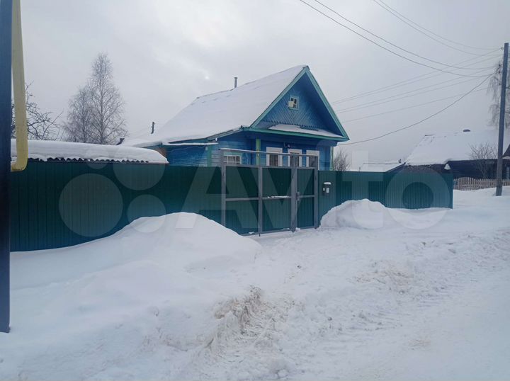 Дом 30 м² на участке 6 сот.