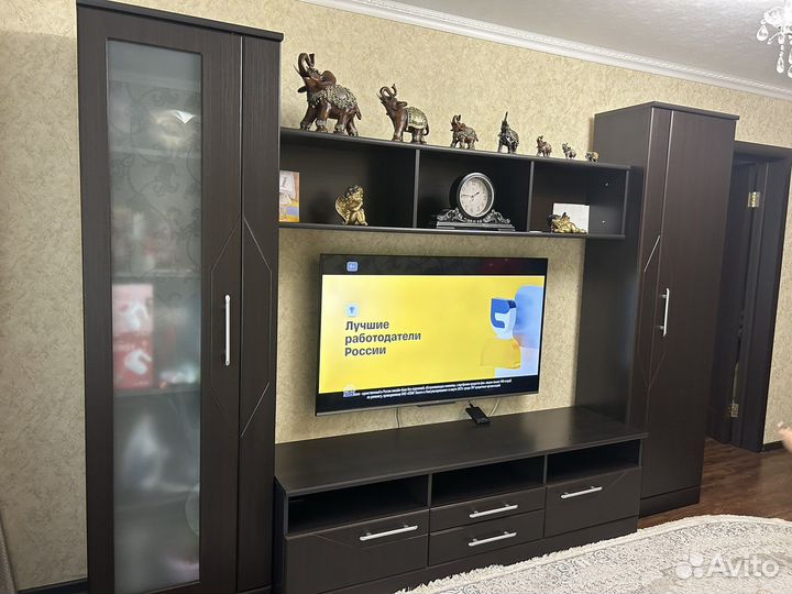 Стенка в гостиную