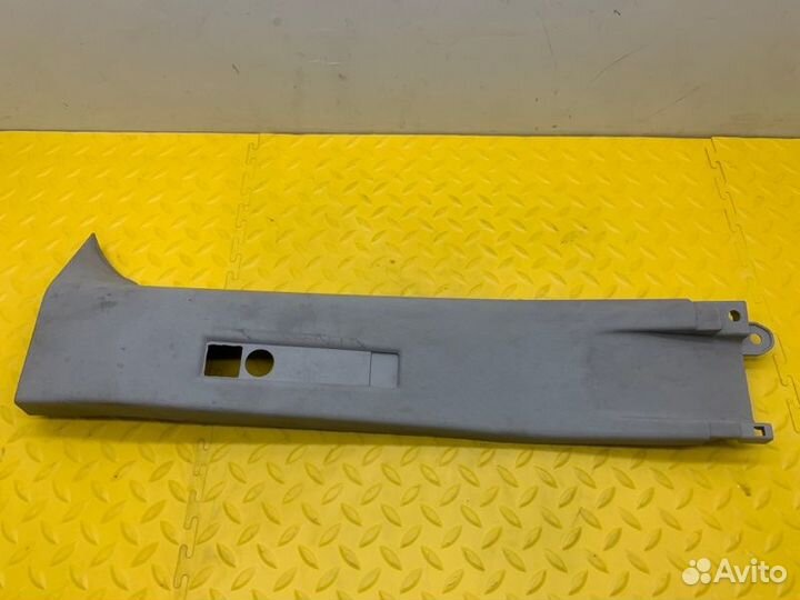 Обшивка салона Ford Transit 8 FCD 310M 125Л.С