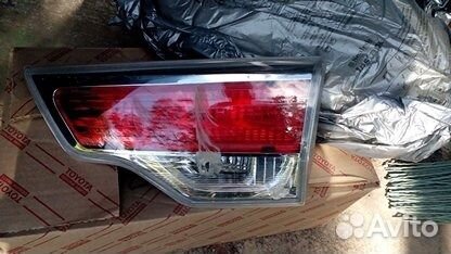 Задние фонари Тойота Хайлендер оригинал 2014 г