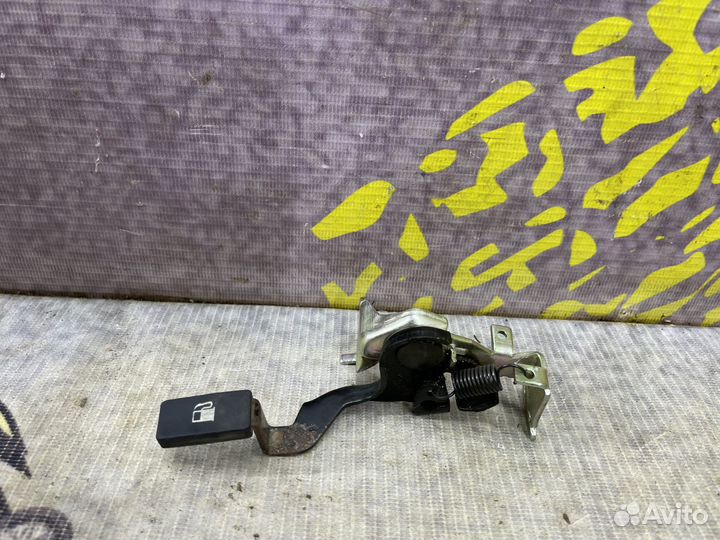 Ручка открывания лючка бензобака Estina Fora Tiggo