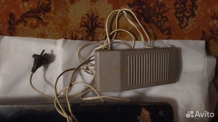 Швейная машинка 22А класс прямо строчная электриче