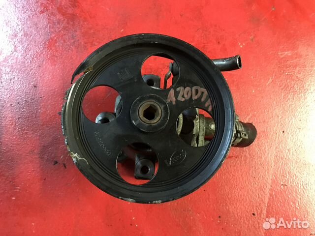 Насос гур Opel Insignia a20dth