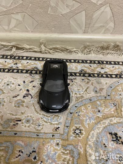 Машинки коллекционные