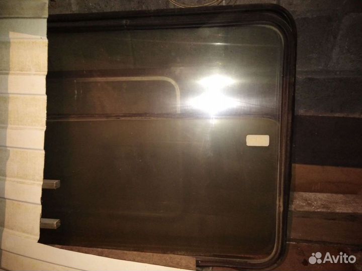 Окно паз,форточка в будку,кунг