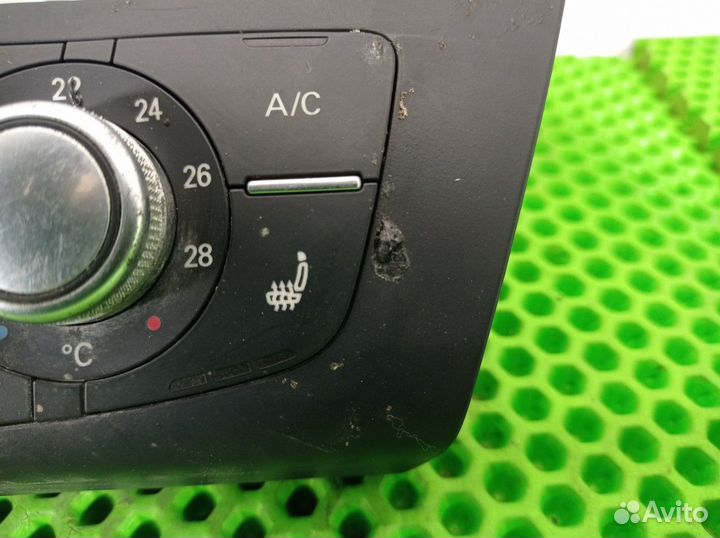 Блок управления климат-контролем