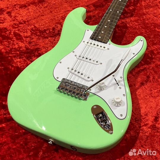 Гитара Druzin Guitars Surf Green Stratocaster