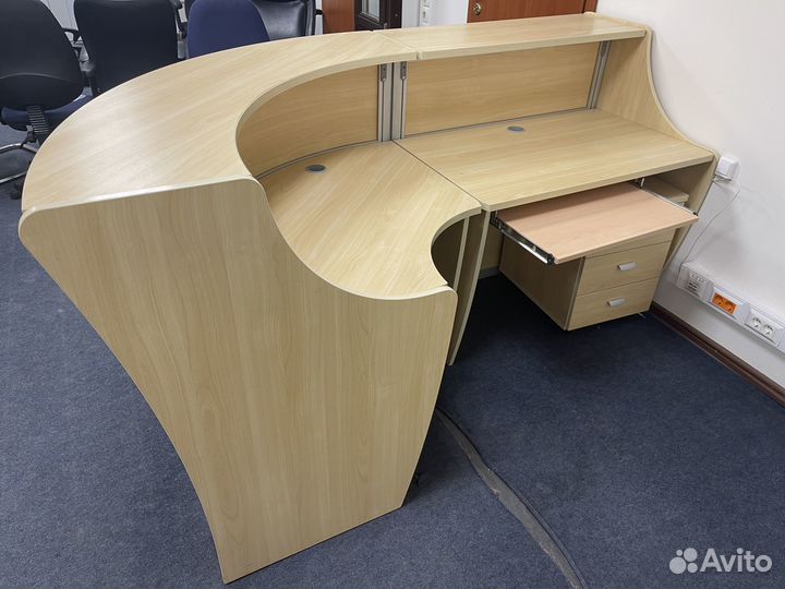 Ресепшн стойка администратора 220х115х110см