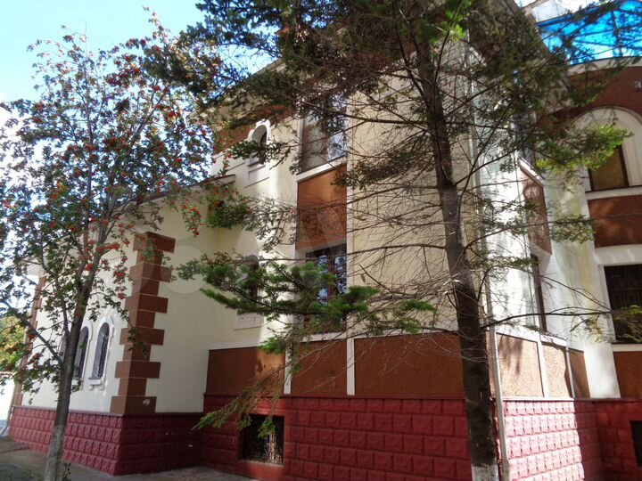 Здание, 620 м²